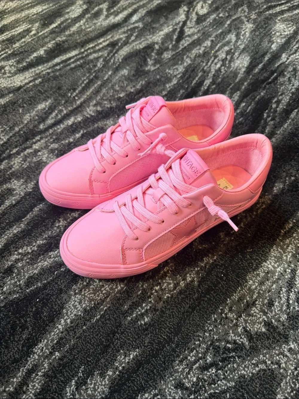 Vintage Havana Pink Low-Top Sneakers - Picture 1 of 7